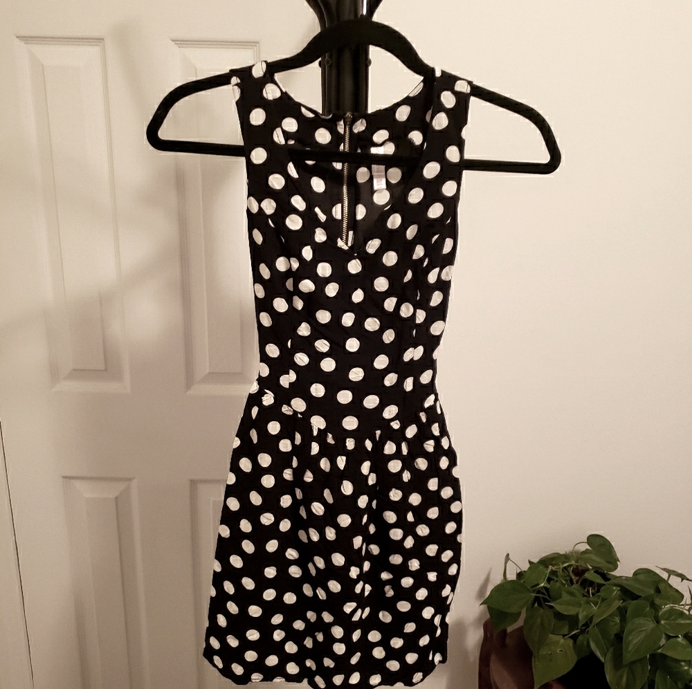 ☘5/$25 Polka Dot Dress